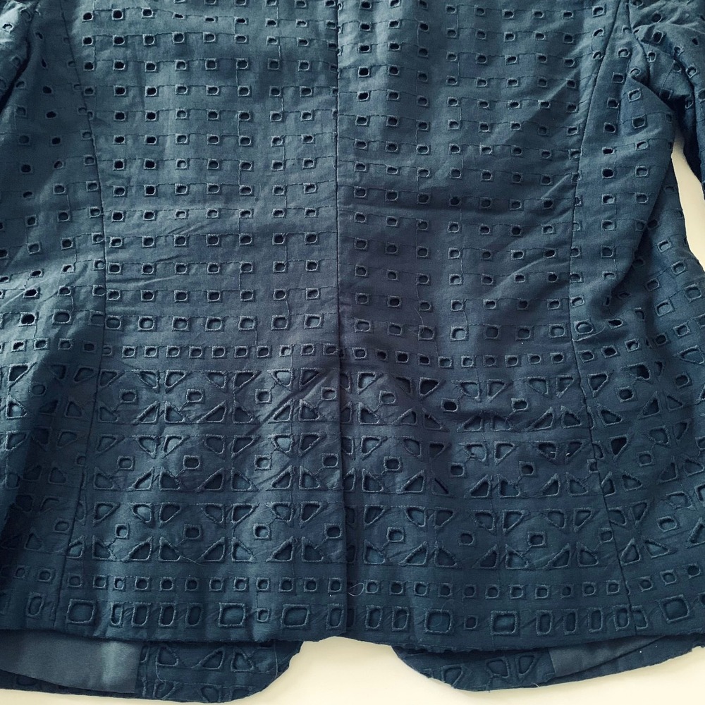 Ann Taylor Navy Blue Cotton Eyelet Single Breasted Blazer Womens sz 2 - Picture 4 of 7